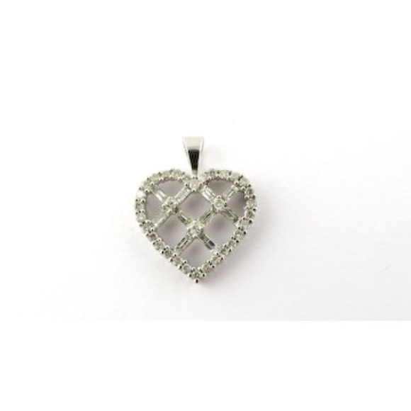 Vintage 14K White Gold Diamond Criss Cross Heart Pendant #1386 - Picture 6 of 9